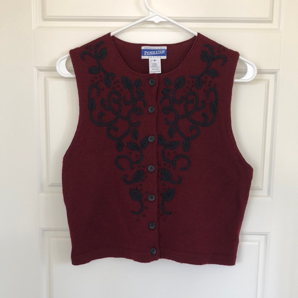 Vintage Pendleton Deep Red Knitted Embroidered Vest Size M Petite